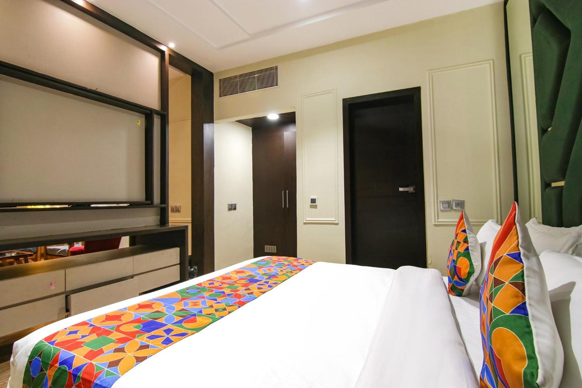 Fabhotel Prime K9 Crown Лудяна Екстериор снимка